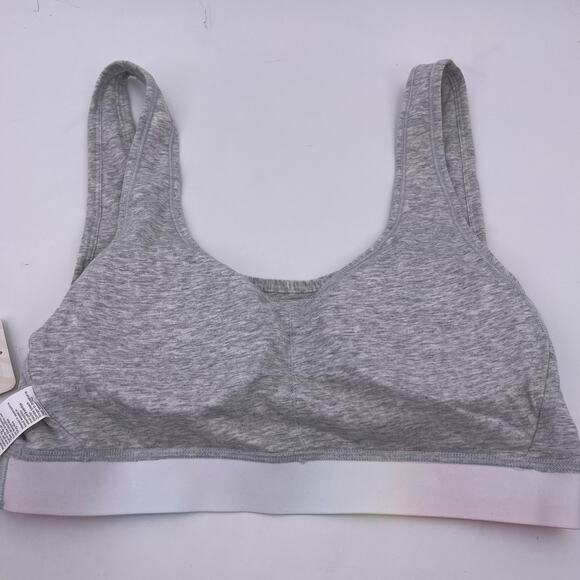 Fabletics Sz M 24/7 Pride Lounge Bra Gray Removable Soft Cups Stretch Knit NWT - Picture 6 of 7
